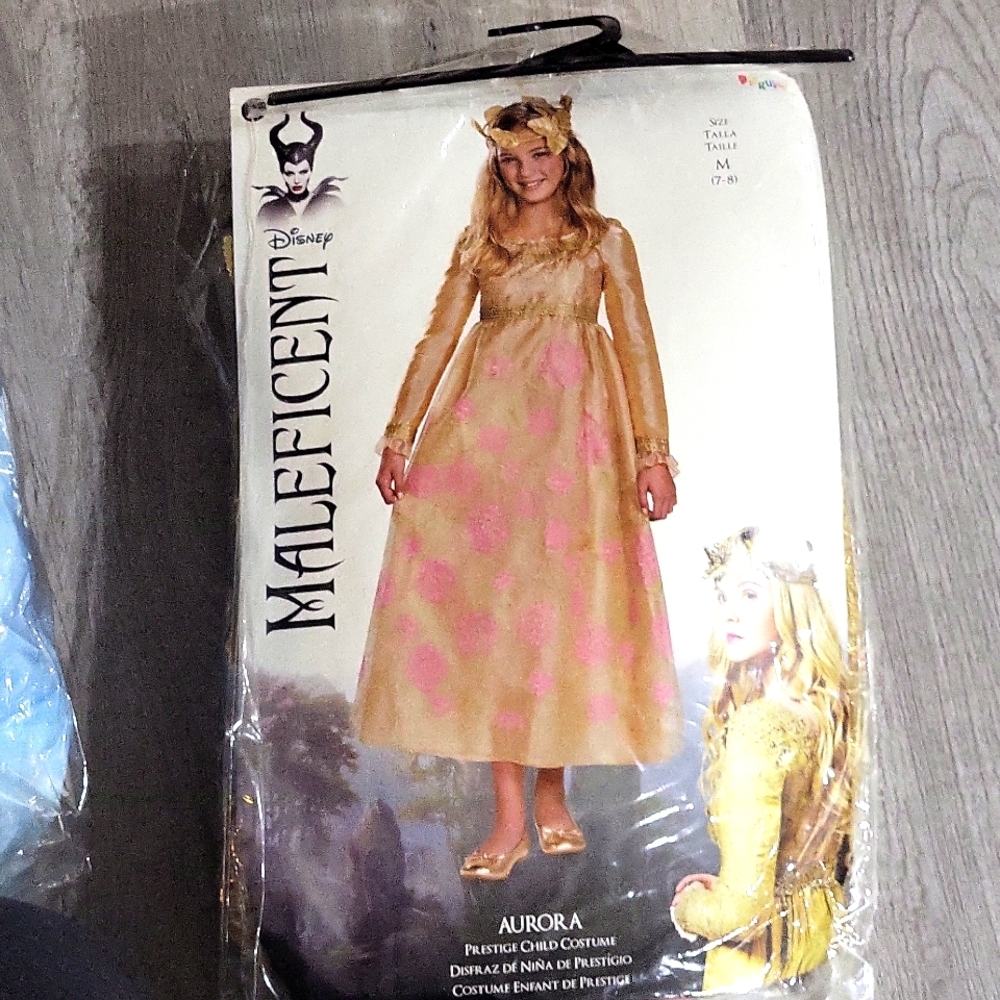 Like new Aurora Maleficent girls costume M 7-8